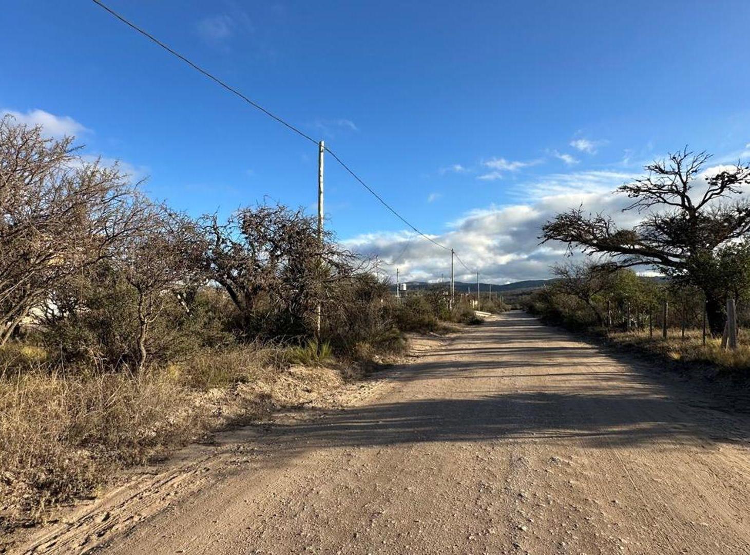 Foto de OPORTUNIDAD EN VENTA GALPON EN CAPILLA DEL MONTE, imagen 2