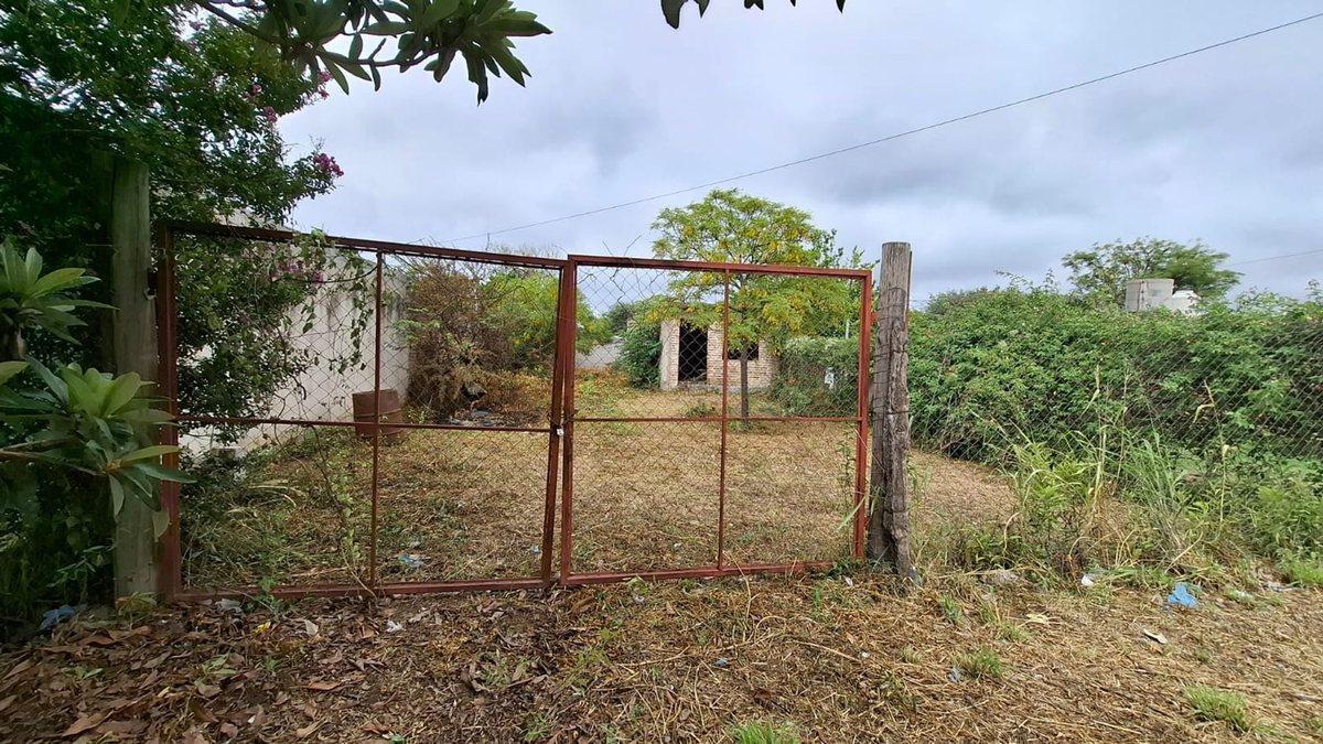Foto de Vende lote 300m2 con construccion en Toledo Cba., imagen 4