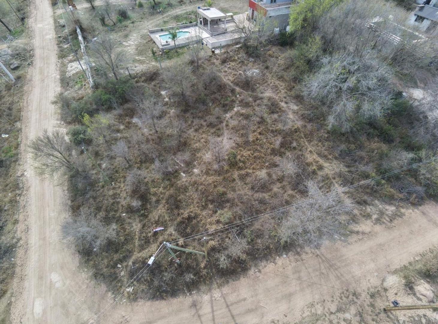 Foto de EN VENTA LOTE 1252 MT EN MIRADOR DEL LAGO, imagen 3