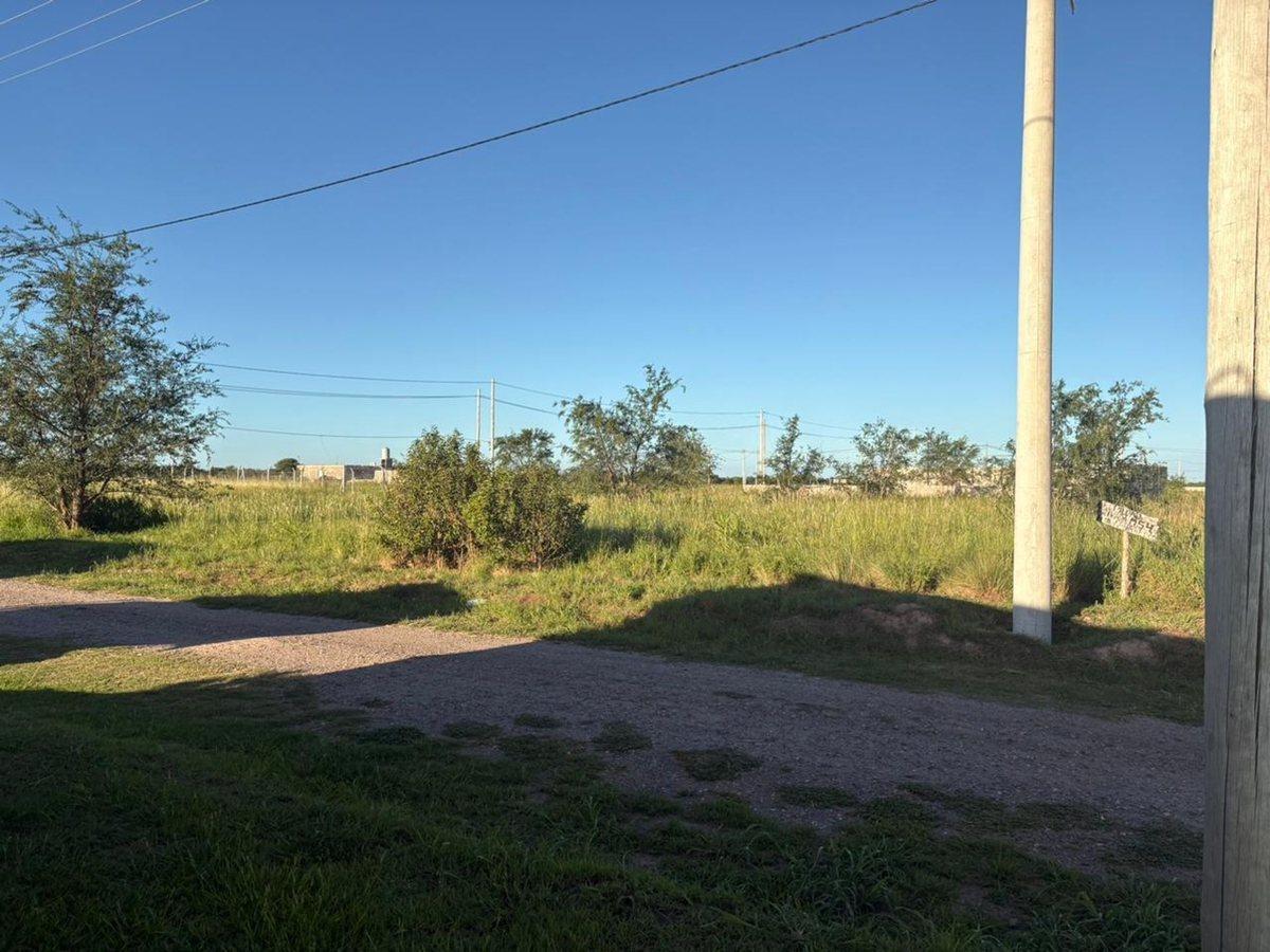Foto de Se vende terreno de 281 m2 en Juárez Celman, imagen 3