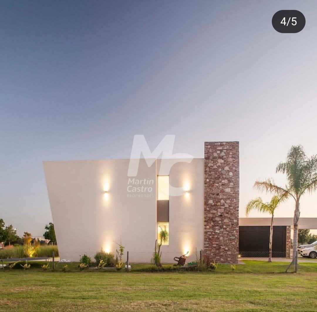 Casa en venta en Puertos del Lago