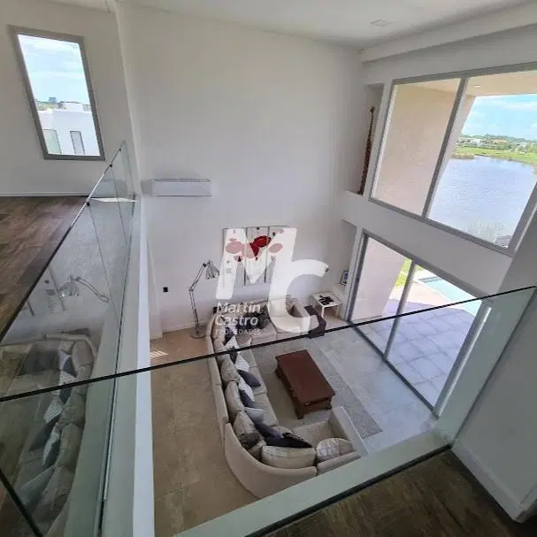 Casa en venta en Puertos del Lago 4