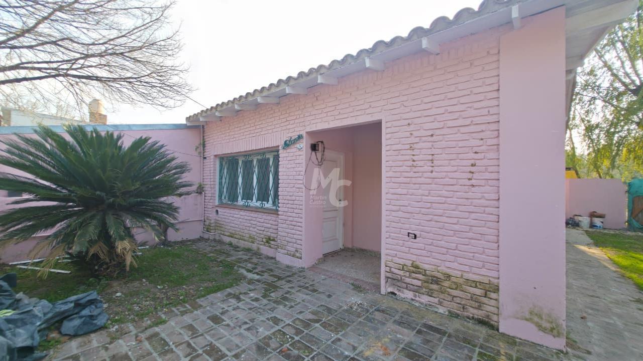 Dos casas sobre lote en venta en Ing. Maschwitz