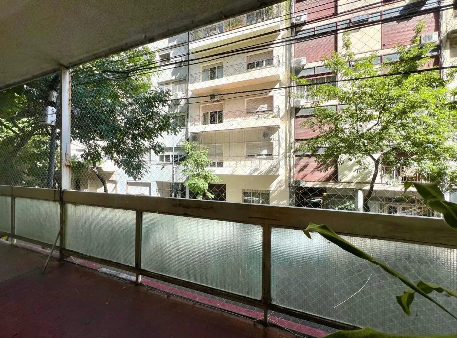 OPORTUNIDAD DEPTO 3 amb con dependencia o escritorio a reciclar en Recoleta 2