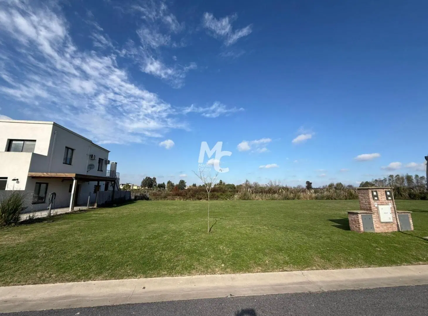 Terreno al río en venta en El Canal 2