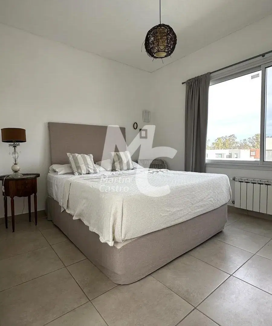 Casa en alquiler temporario/anual en Pilar Del Este 5
