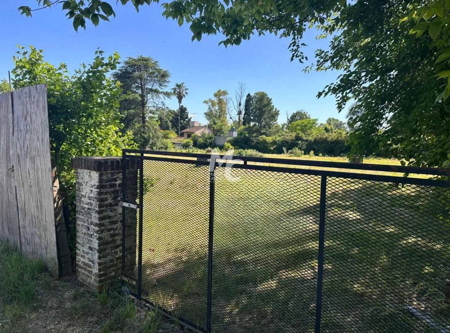 Terreno en venta en Garin 2