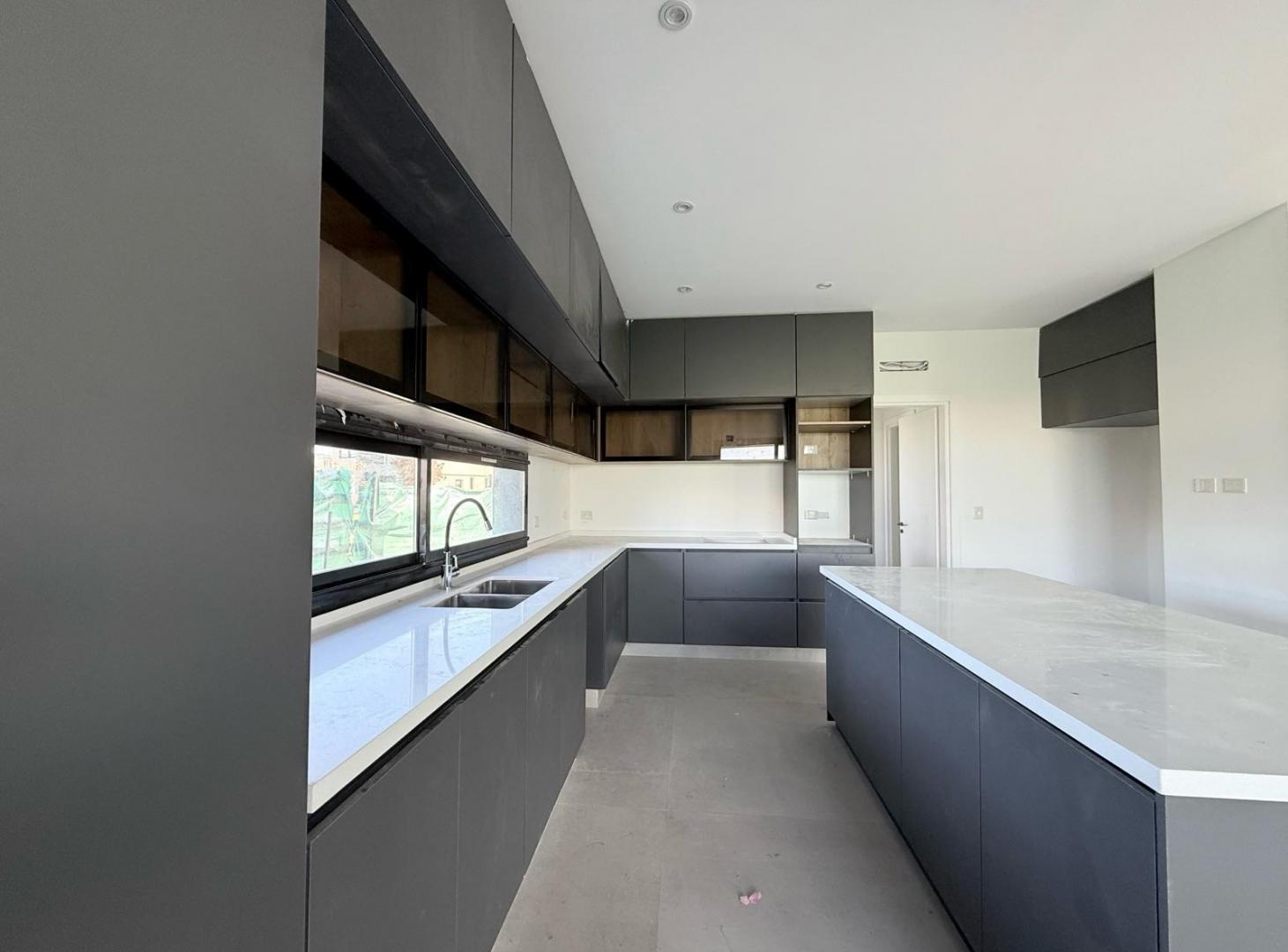 Foto de Casa con pileta en venta en Riberas, Puertos, imagen 4