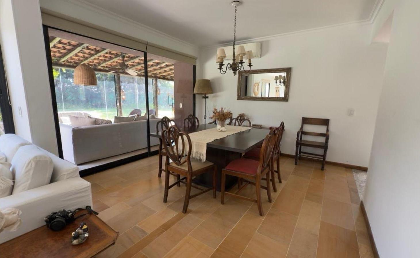Foto de Casa con pileta en alquiler temporal NOVIEMBRE Y DICIEMBRE en Santa, imagen 1