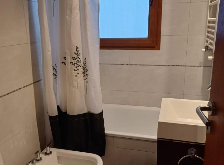DEPARTAMENTO PARA 4 PERSONAS EN EL CENTRO DE BARILOCHE.