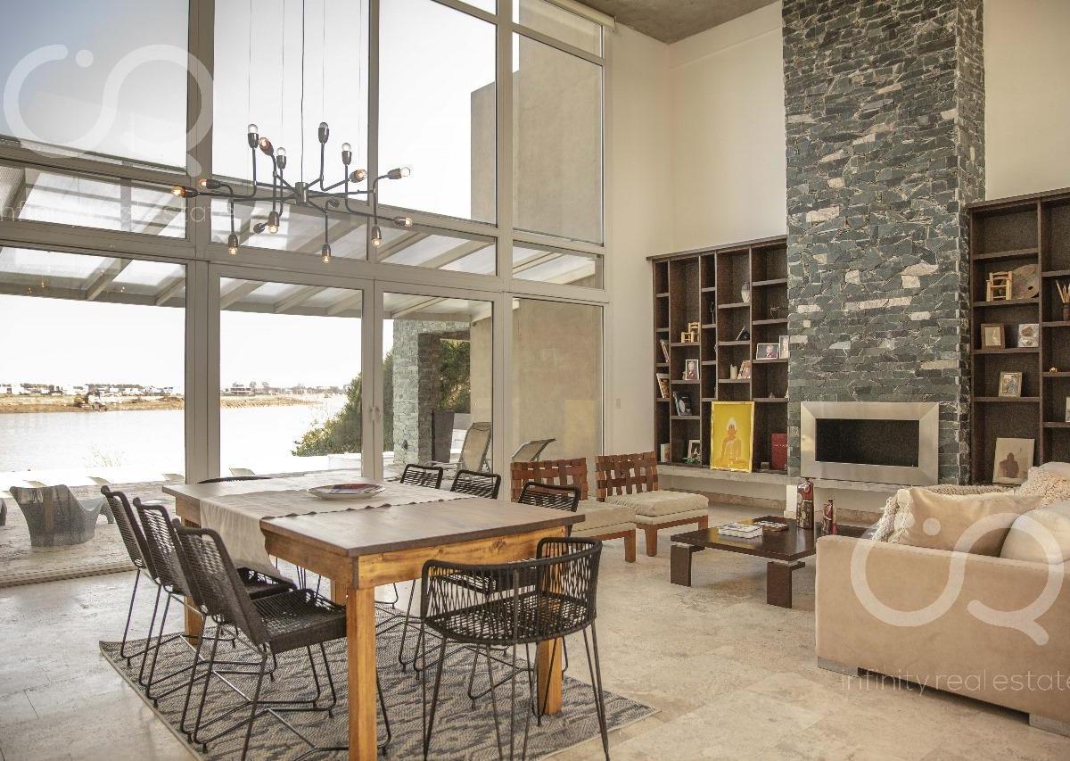 Casa en Barrio El Golf - Nordelta 1