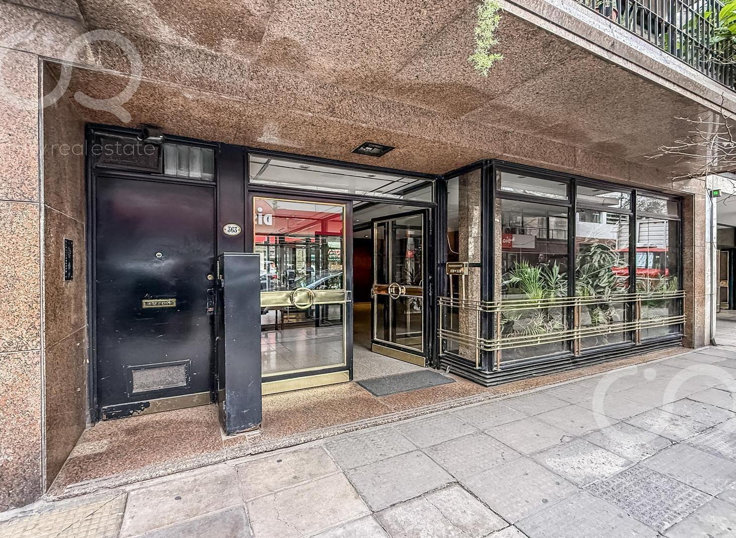 Venta departamento 5 ambientes con dependencia en Recoleta