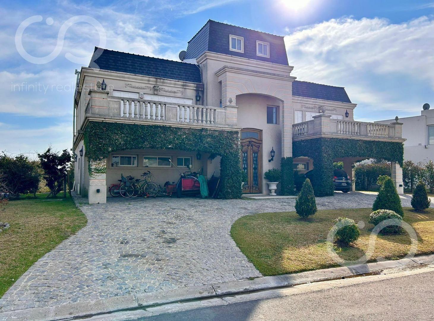 Foto de Venta / Alquiler Casa San Sebastián Área 5 APTO CREDITO, imagen 1