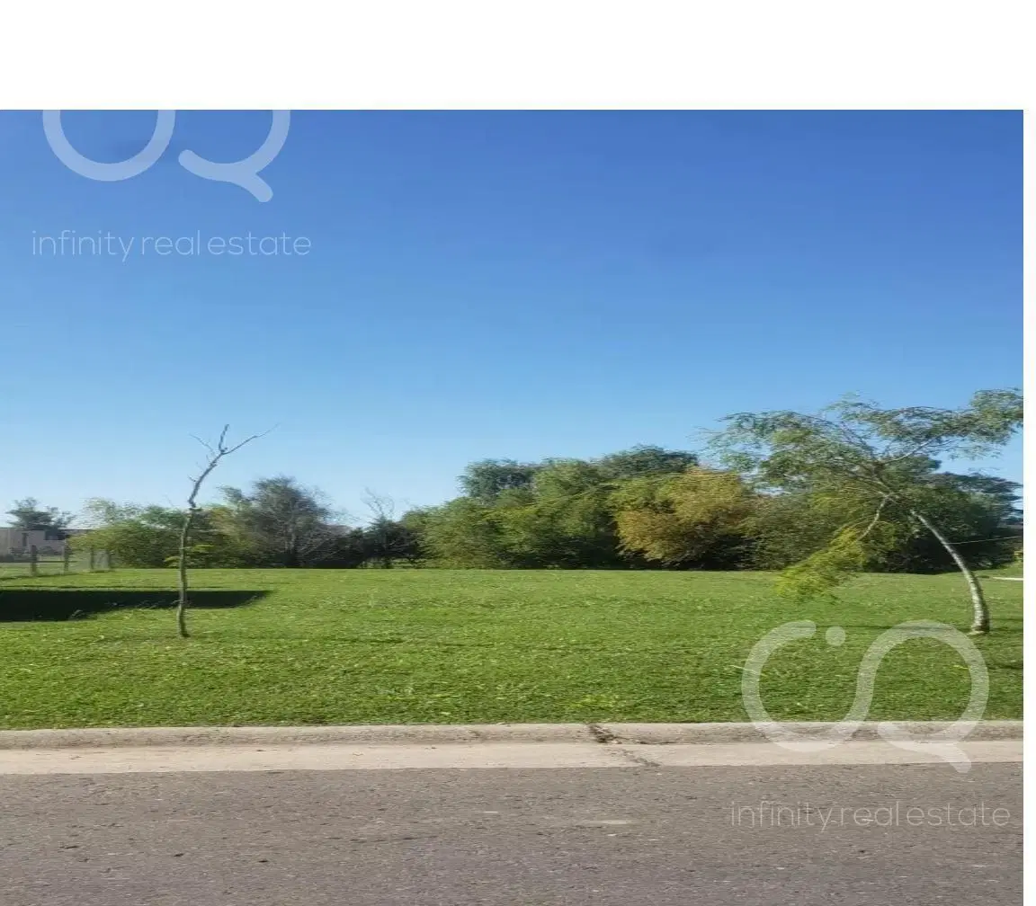 Terreno en Pilar del Este Barrio Santa Elena 5