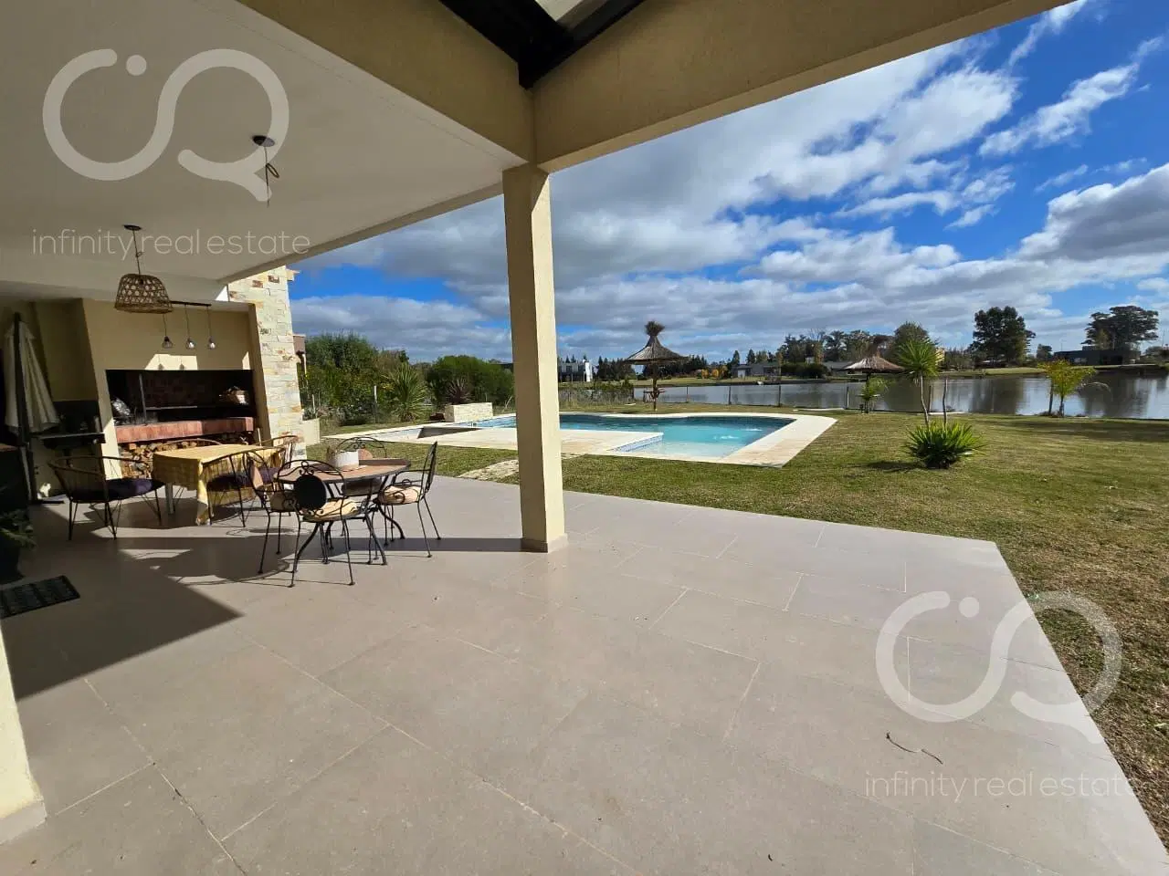 Casa en alquiler en Barrio cerrado Santo Domingo 5 ambientes 4 Baños Vista a la laguna 3