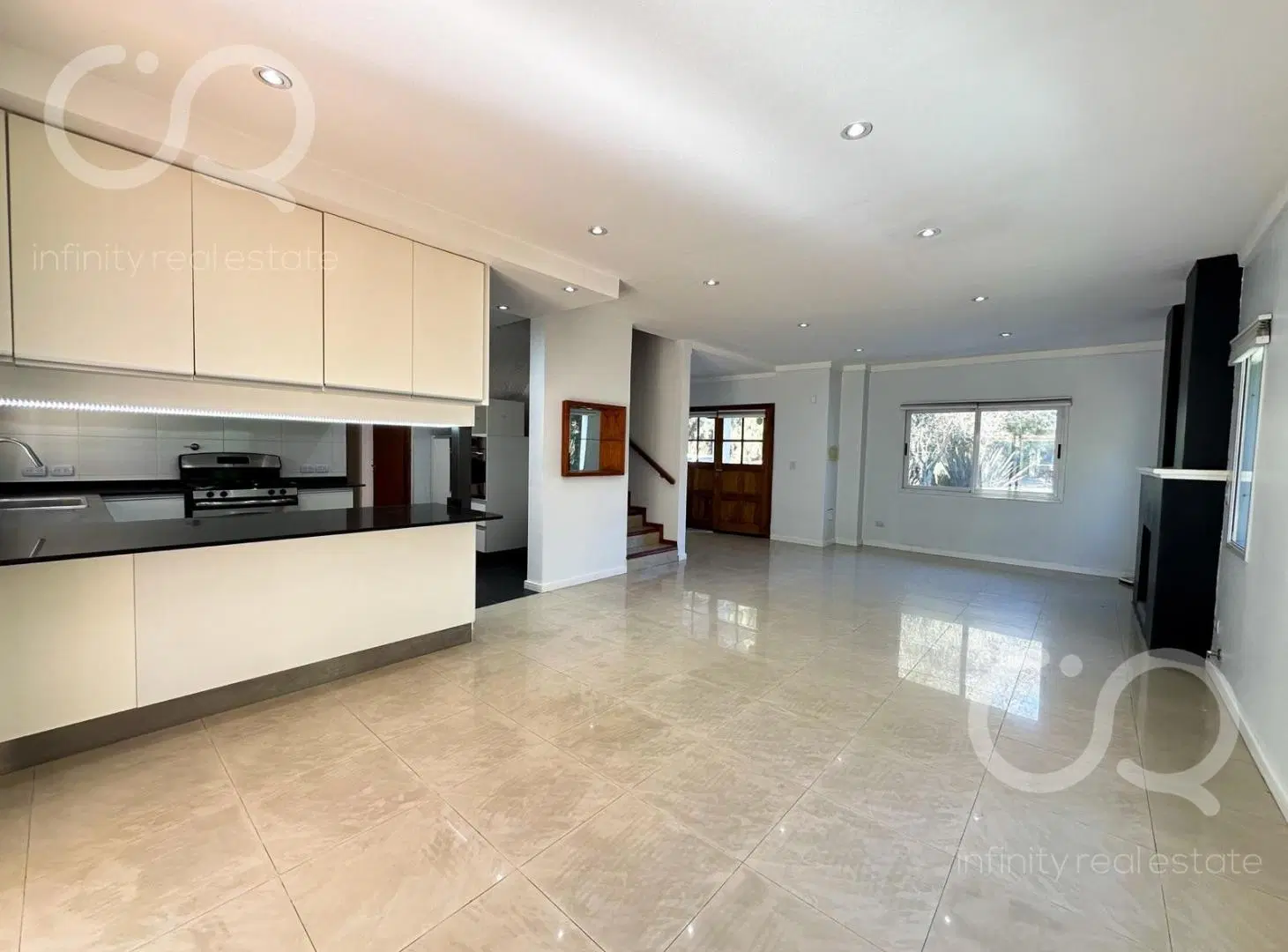 Venta Casa 6 Ambientes Lauquen San Vicente 2