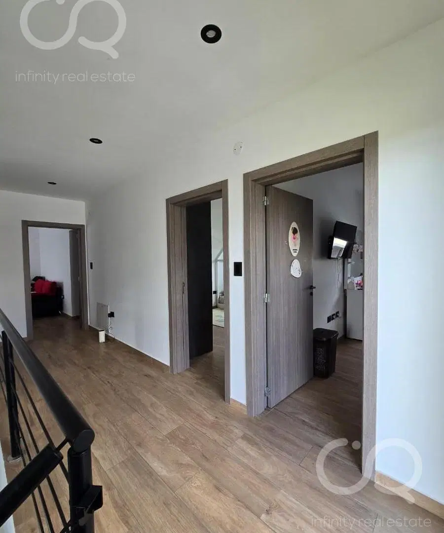 Casa en alquiler en Barrio Privado El Rebenque – 5 ambientes, pileta, galería con parrilla y suite c 4