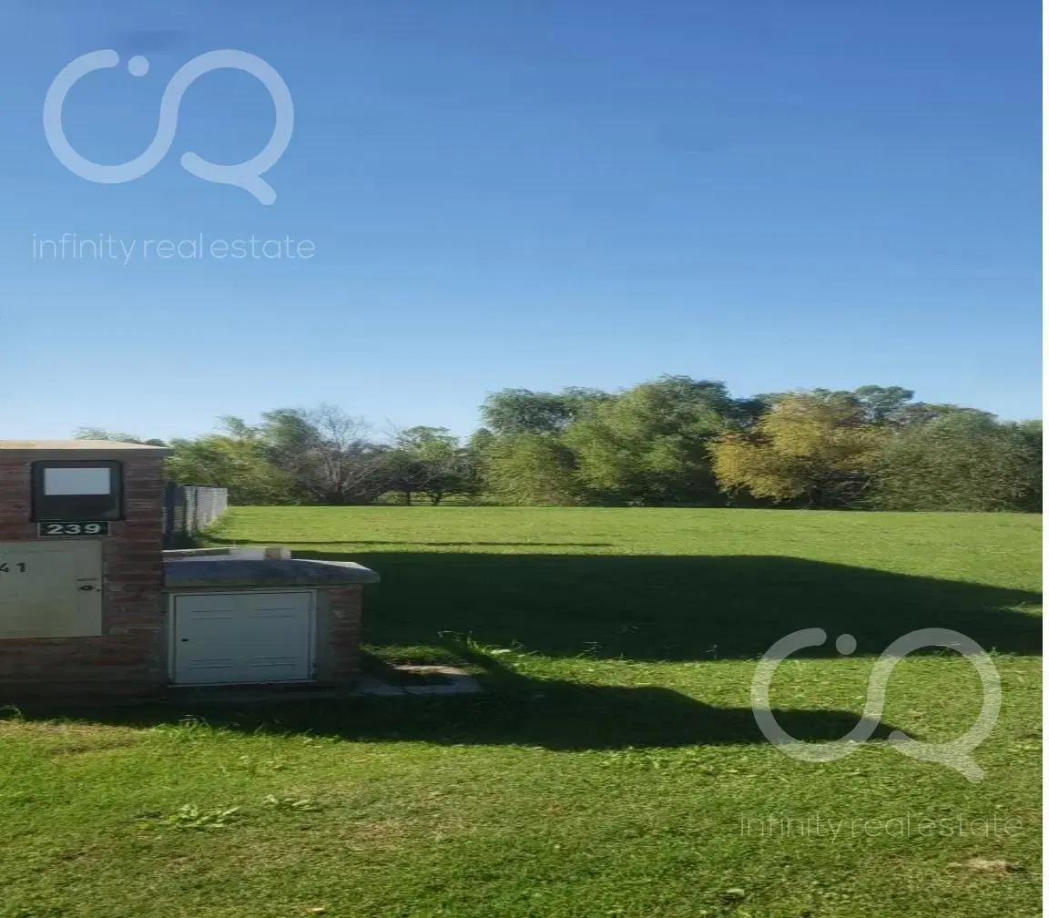 Terreno en Pilar del Este Barrio Santa Elena 2