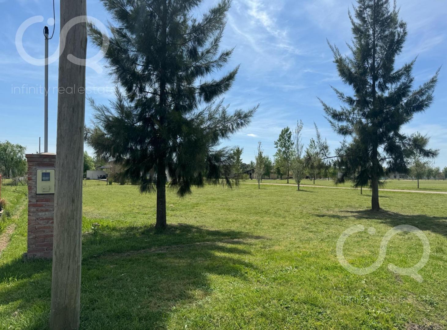 Venta de Terreno en Barrio Fincas de San Vicente sector Laguna