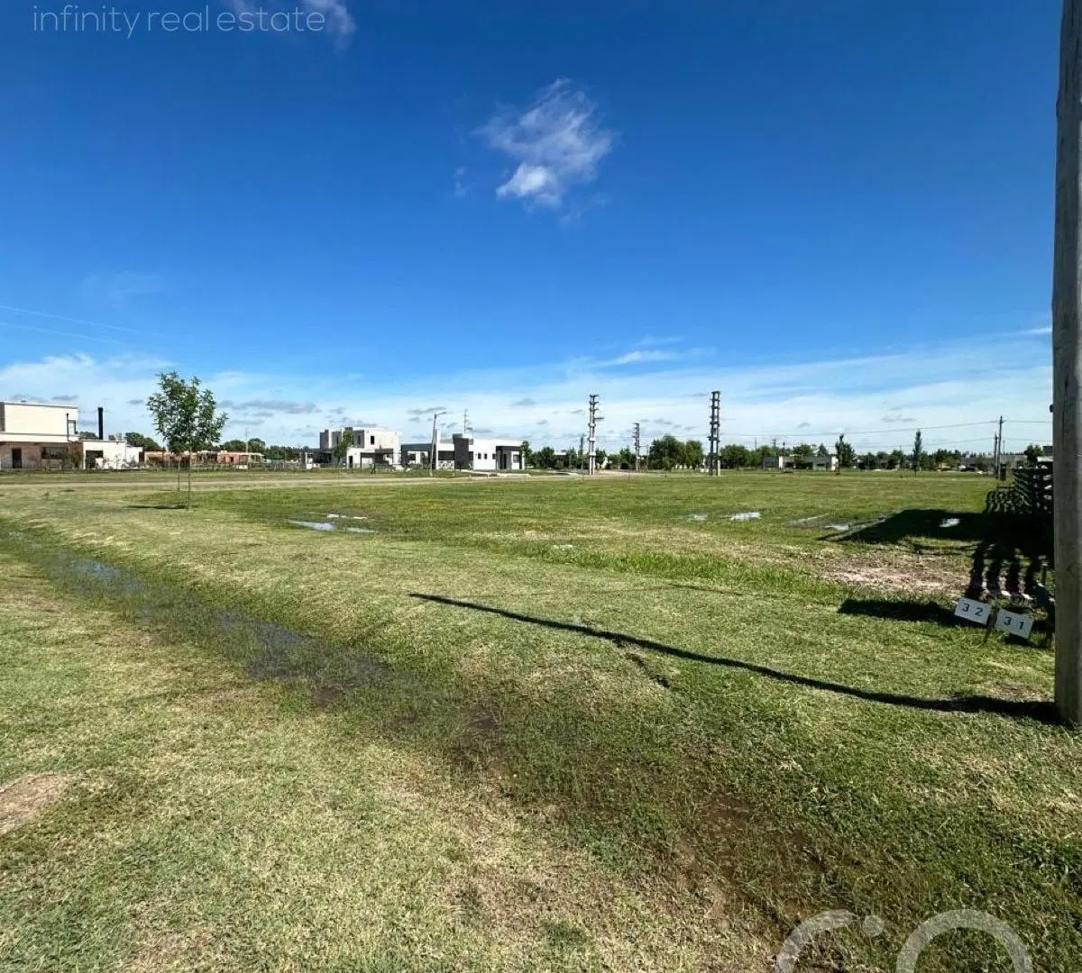 Venta de Terreno en Barrio Fincas de San Vicente sector Laguna 3