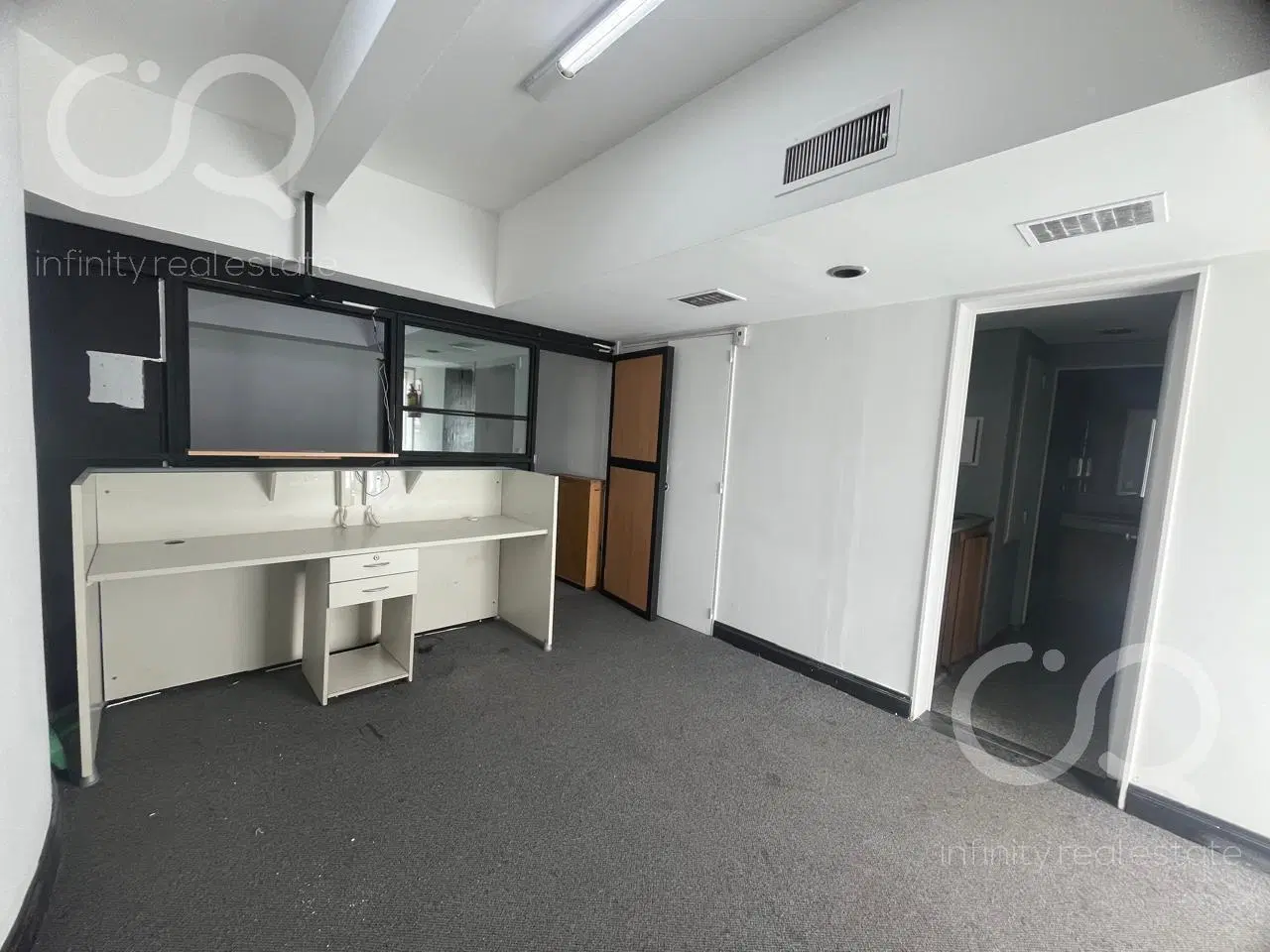 ALQUILER OFICINA COMERCIAL MICROCENTRO-PISO ENTERO 5