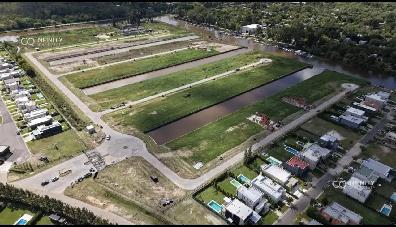 VENTA LOTE EN NAUTICO VILLANUEVAC/ SALIDA AL RIO 3