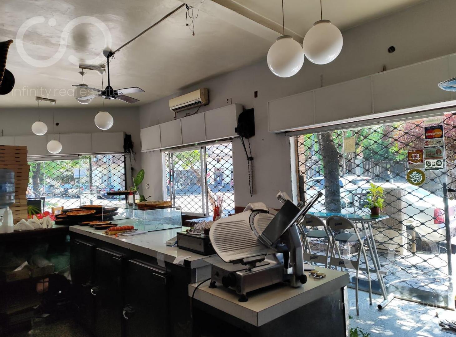 Foto de VENTA LOCAL COMERCIAL Y DOS PH DE TRES AMBIENTES MUNRO, imagen 2