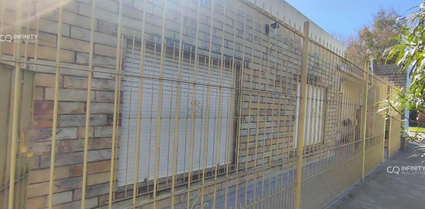 Foto de VENTA CASA CON LOCAL JOSE C PAZ, imagen 2