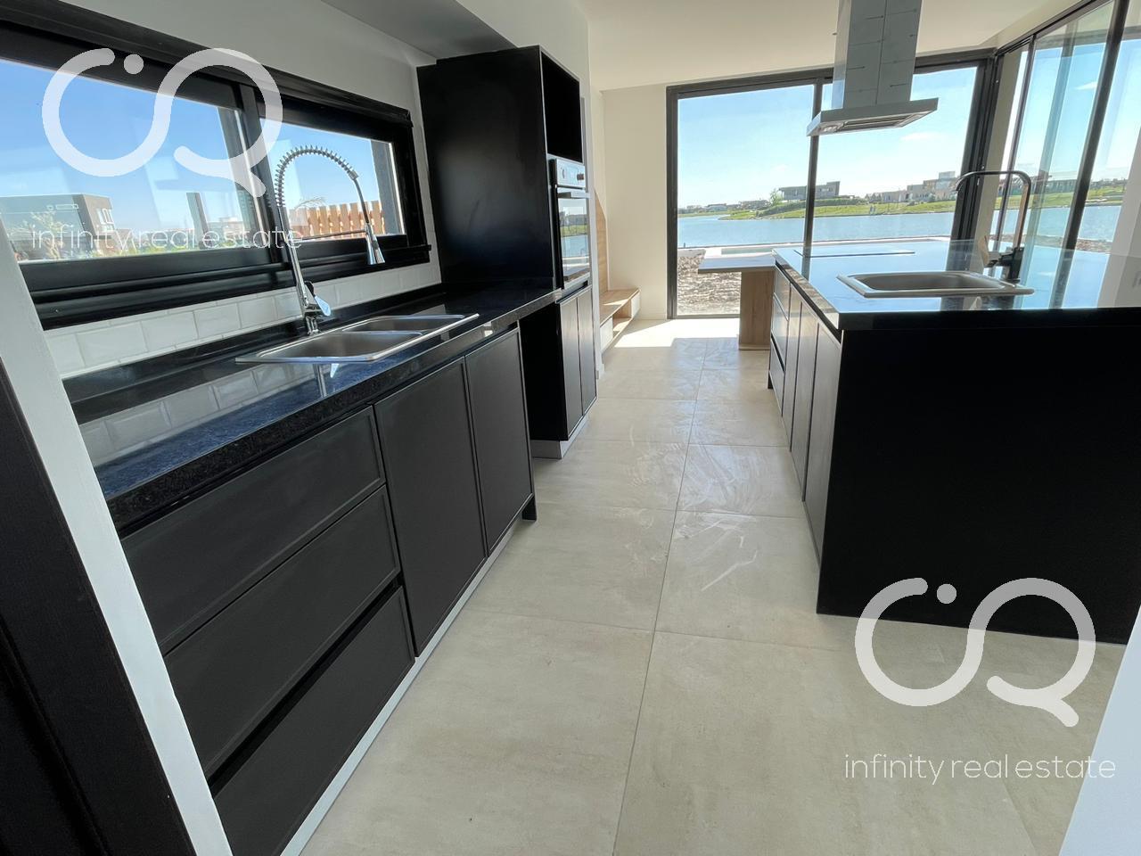 Foto de Venta Casa Al Lago - San Sebastián Area 8, imagen 1