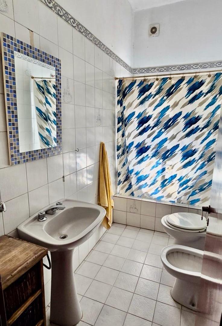 Foto de Venta Casa 4 Amb Tapiales Parque Pileta Cochera, imagen 3