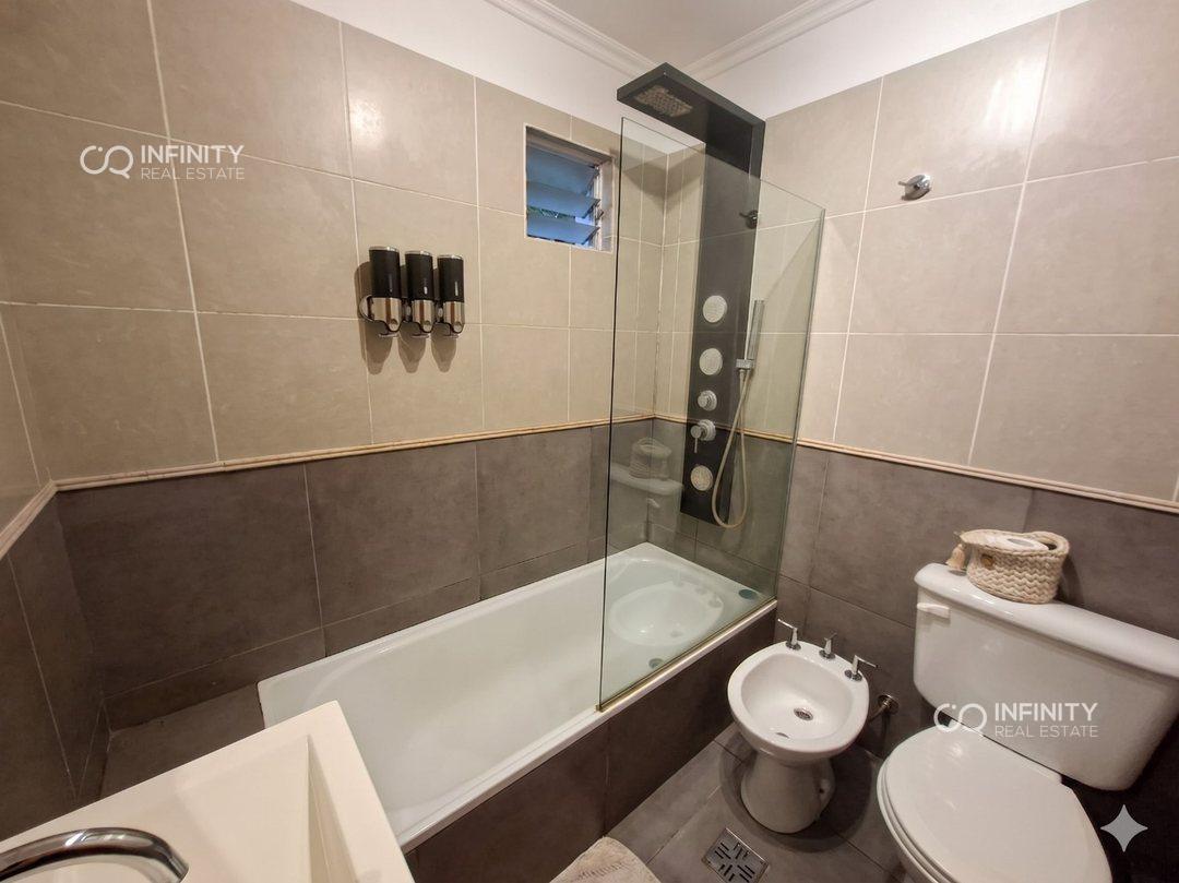 Foto de VENTA CASA 4 AMB SANTA GUADALUPE PILETA, imagen 4