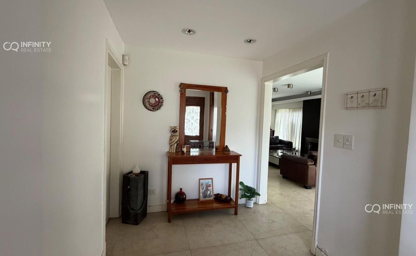 Foto de Exclusiva residencia en Punta Chica, amplitud, distinción y privacidad, imagen 2