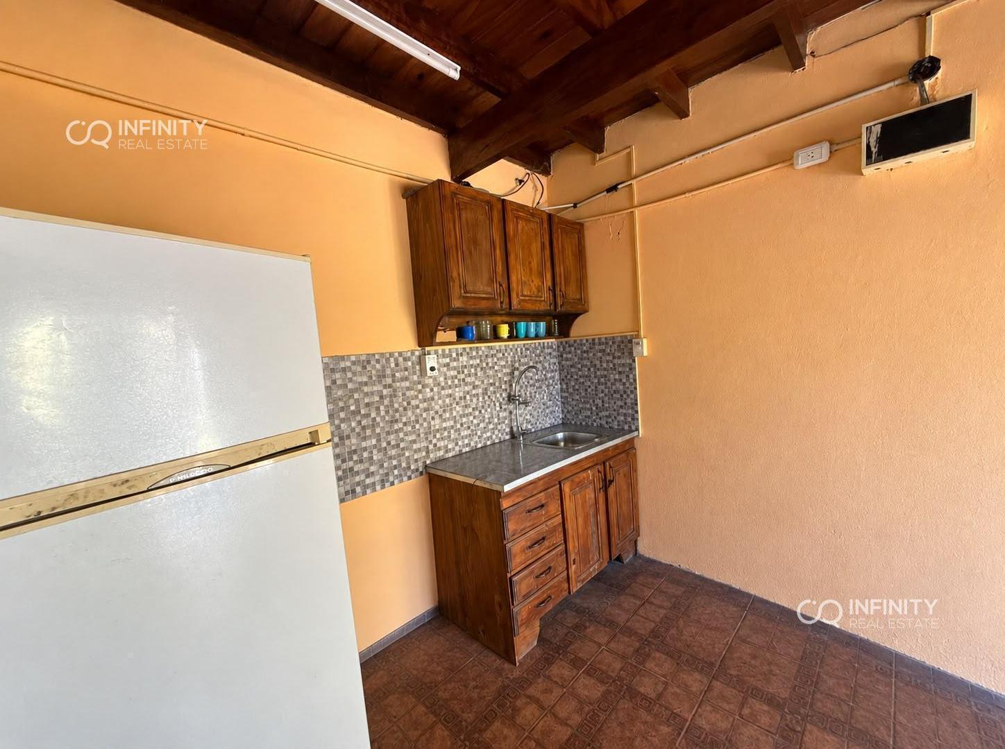 Foto de VENTA HERMOSA CASA QUINTA EN GRAL RODRIGUEZ- CON PILETA Y AMPLIO PARQUE, imagen 4