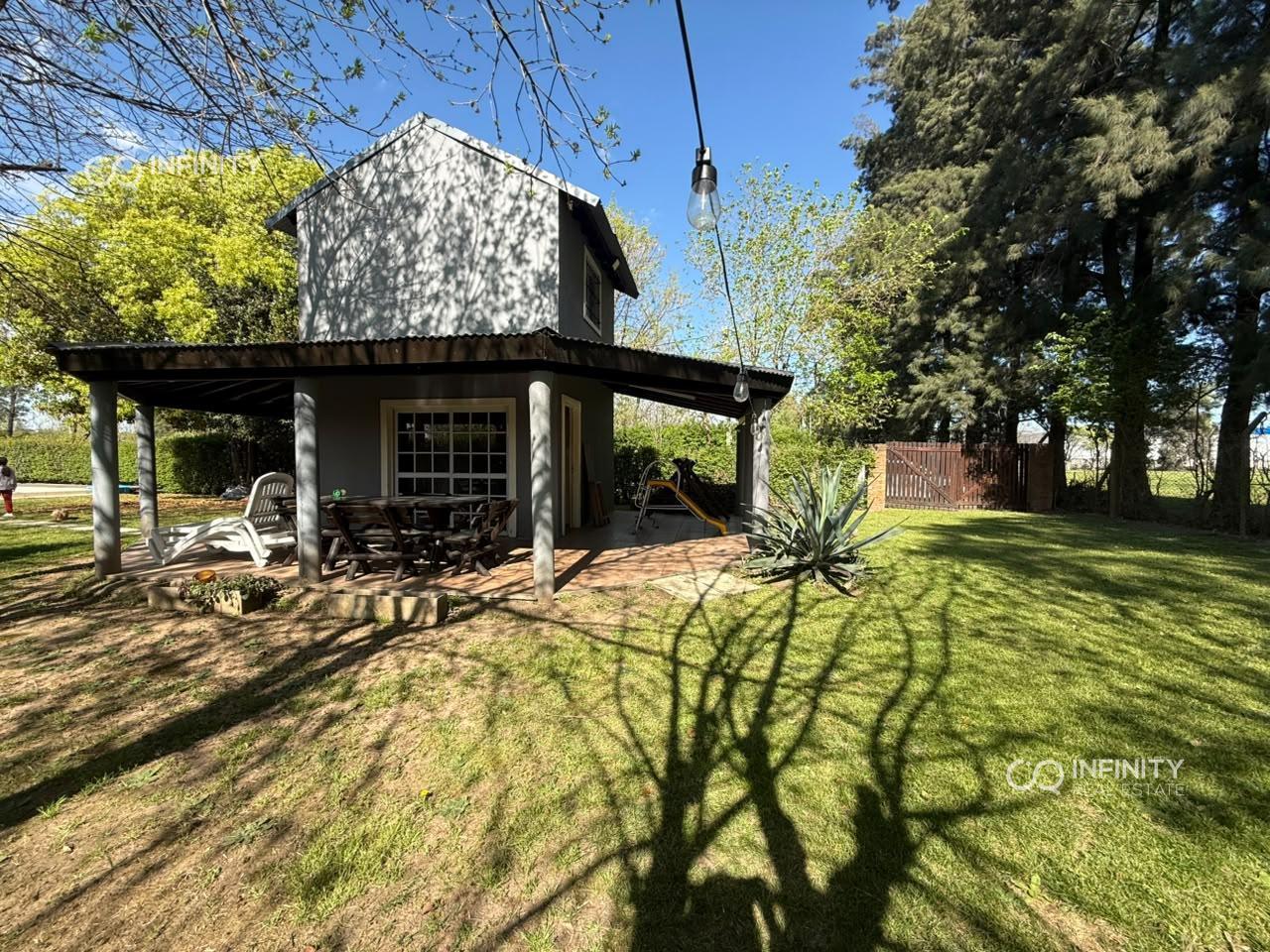 Foto de VENTA HERMOSA CASA QUINTA EN GRAL RODRIGUEZ- CON PILETA Y AMPLIO PARQUE, imagen 5