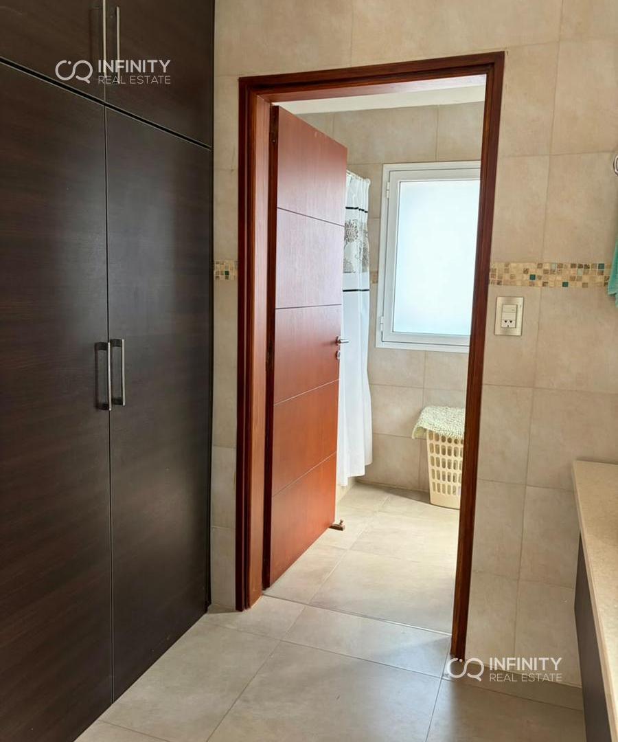 Foto de Casa a la venta 5 ambientes APTO CREDITO, imagen 4