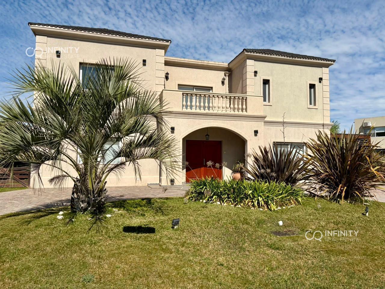 Foto de Casa a la venta 5 ambientes APTO CREDITO, imagen 1