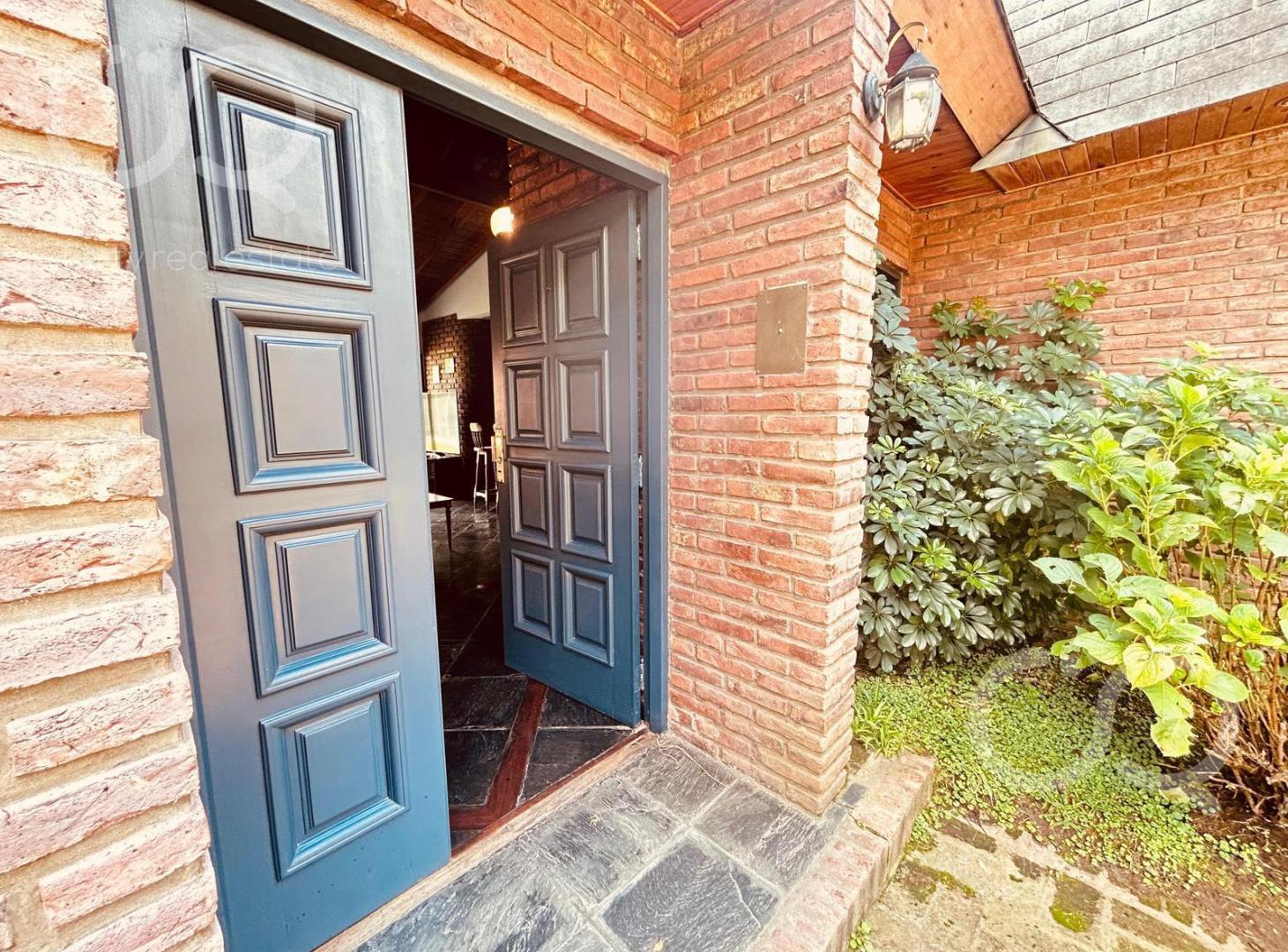 Foto de Venta-permuta - hermosa casa sobre dos lotes 1600 m2 en Pilar del Lago, imagen 5