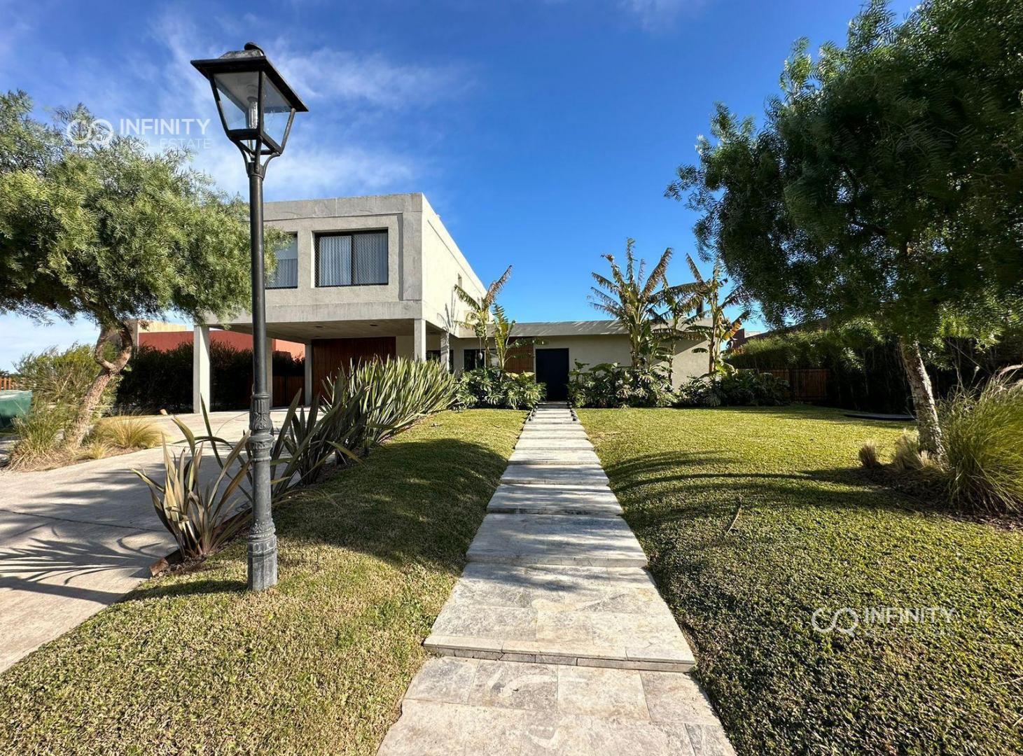 Foto de VENTA CASA APTA CREDITO SAN SEBASTIAN, imagen 2