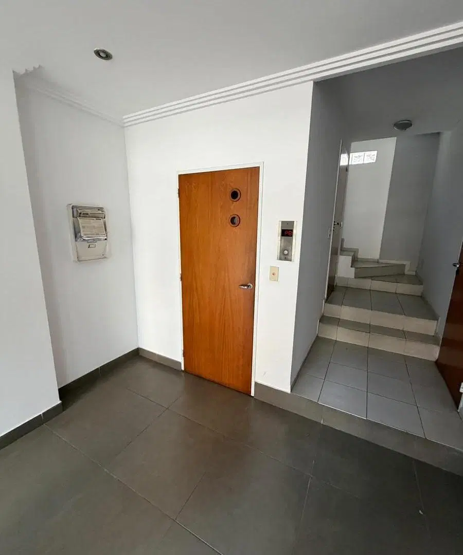 Departamento en Abasto 1 Dormitorio, amplio con balcon! 3