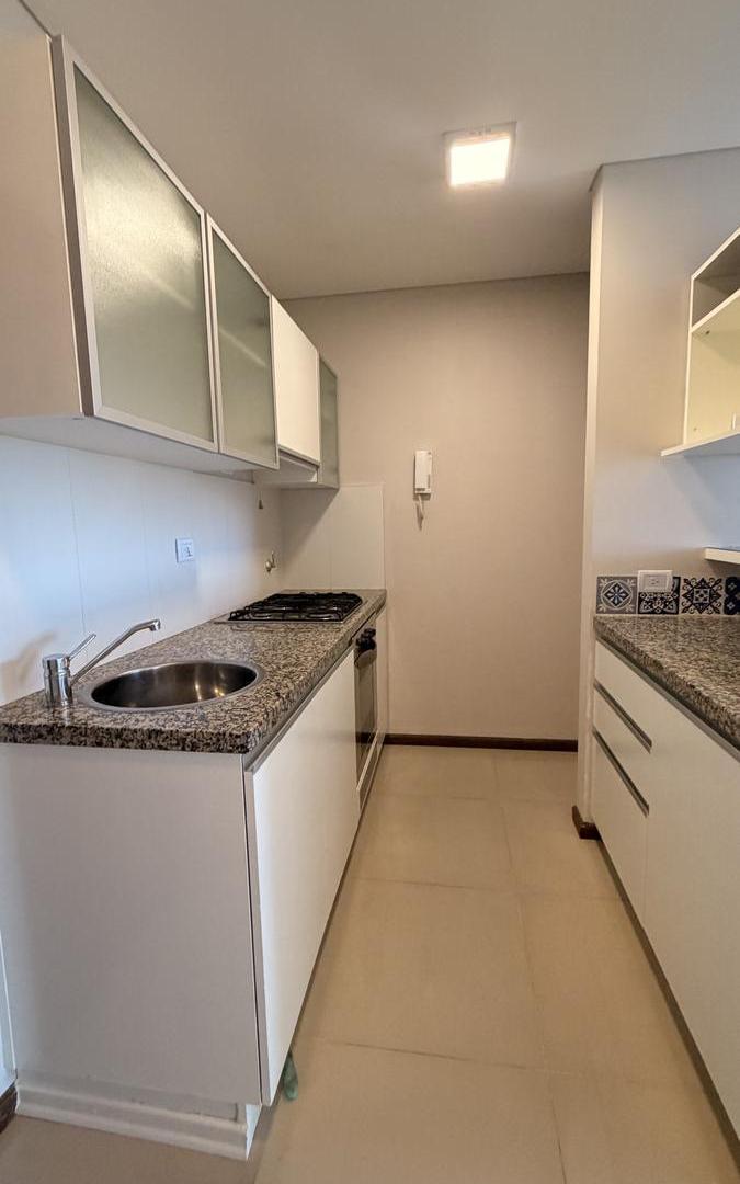 Foto de Departamento en alquiler 1 Dormitorio con Cochera, imagen 1