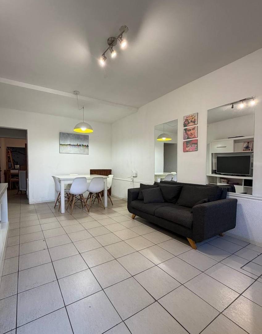 Foto de VENTA CASA 2 DORM. IMPECABLE!, imagen 2
