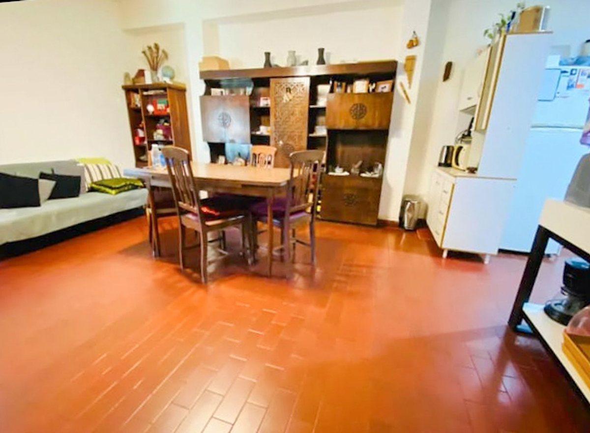 Venta Casa en Hurlingham 6 Ambientes Multifamiliar 1