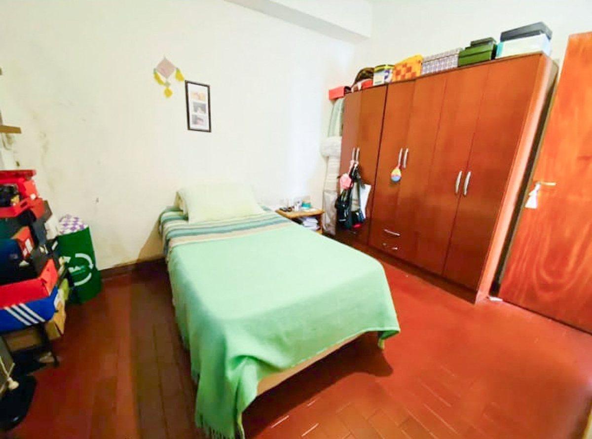 Venta Casa en Hurlingham 6 Ambientes Multifamiliar 5