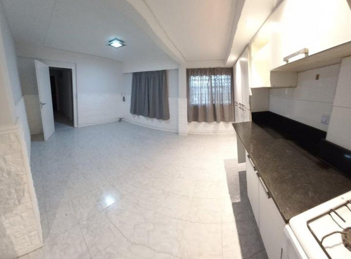 VENTA DE 4 AMBIENTES RECICLADO T: 127 M2-BURZACO 4