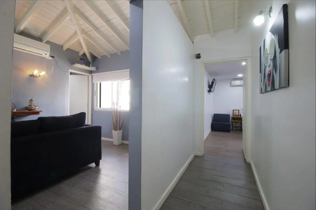 VENTA DE CASA CON PILETA -TRUJUI MORENO 3