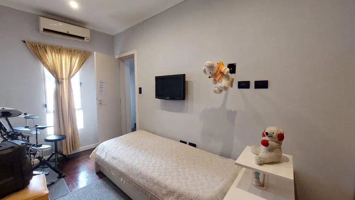 VENTA CASA MULTIFAMILIAR - 2 UNIDADES - FLORESTA 5