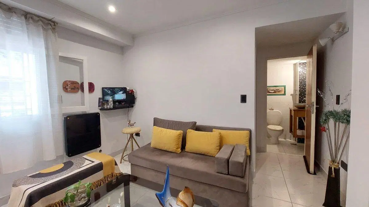 VENTA CASA MULTIFAMILIAR - 2 UNIDADES - FLORESTA 2