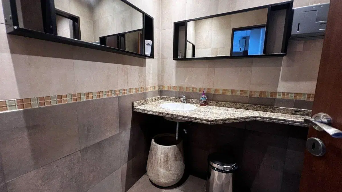 Venta Casa / Oficina en San Cristobal 5