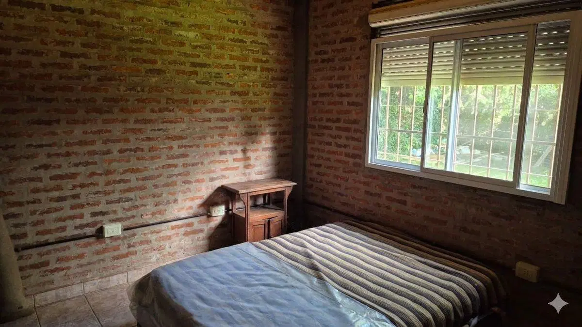 VENTA CASA QUINTA EN EZEIZA -AMPLIO LOTE Y QUINCHO 5
