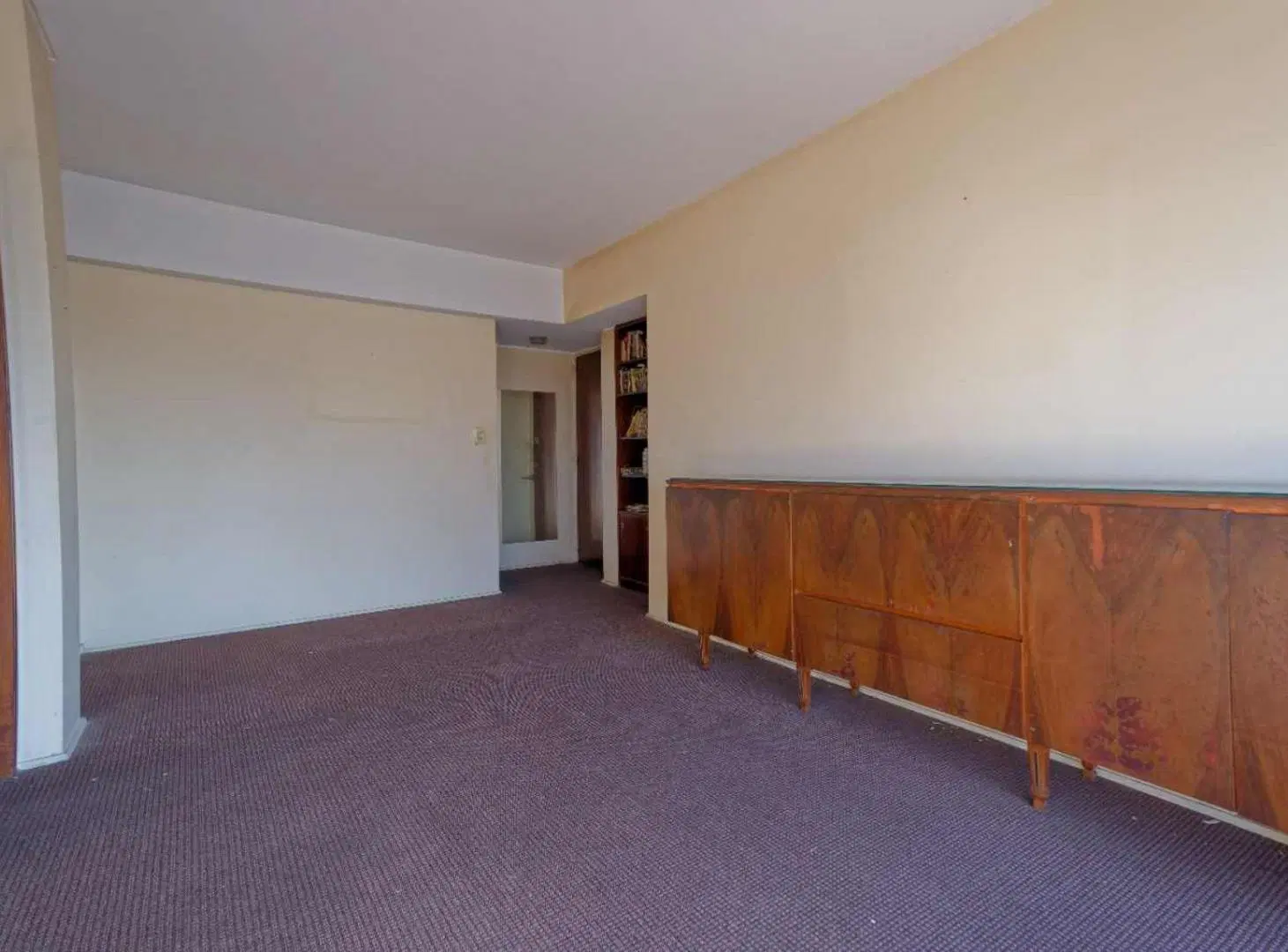 VENTA DE 3 AMBIENTES PISO ALTO RECOLETA 4